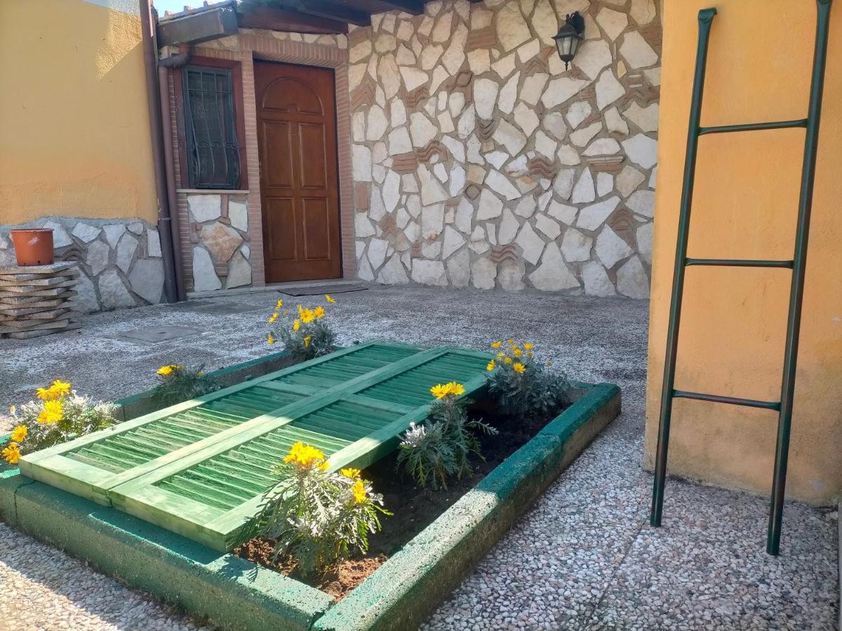 Civico Ventitre Apartment Mentana Екстериор снимка