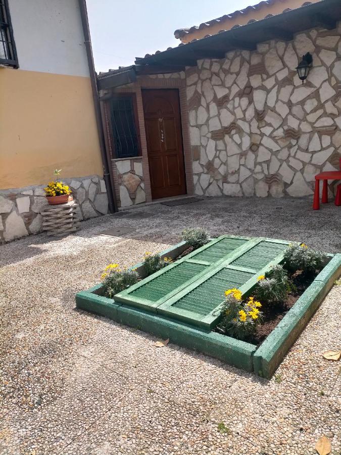 Civico Ventitre Apartment Mentana Екстериор снимка